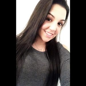 Meet your Posher, Danielle